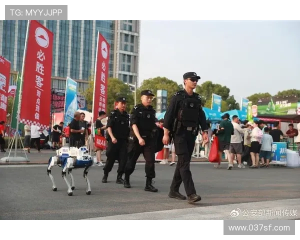 江苏新闻:机器狗助阵南鸟巢建设 3万人信号全程无忧 江苏新闻:机器狗助阵南鸟巢建设 3万人信号全程无忧